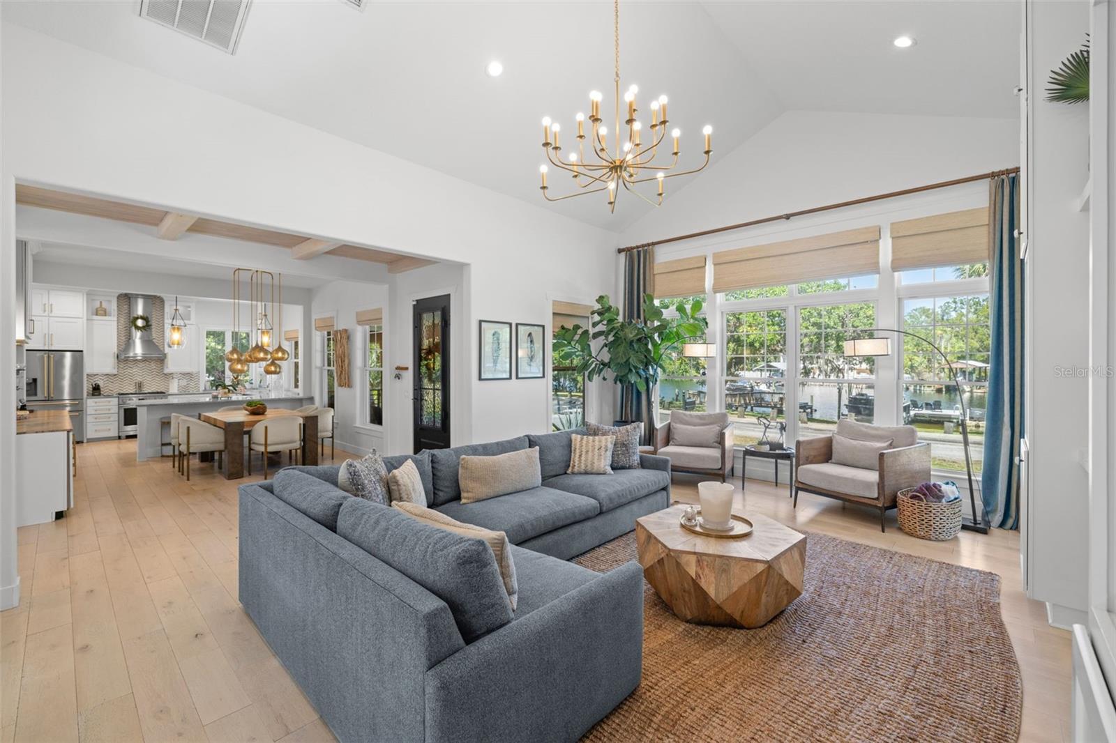5610 N RIVER SHORE DR, TAMPA, FL, 33603