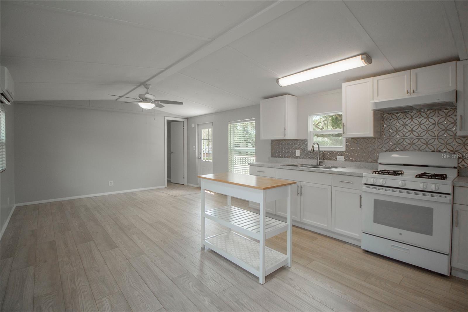 28 SHADY LN S, PALM COAST, FL, 32137