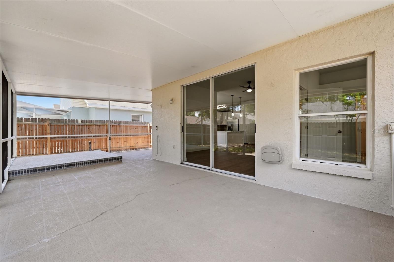 1653 PORTSMOUTH LAKE DR, BRANDON, FL, 33511