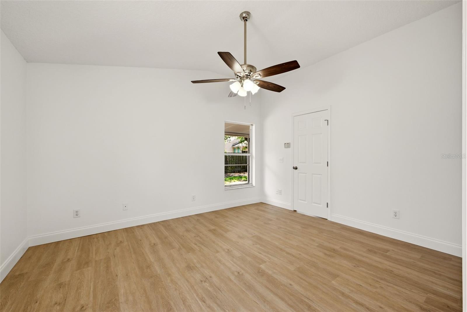 1653 PORTSMOUTH LAKE DR, BRANDON, FL, 33511
