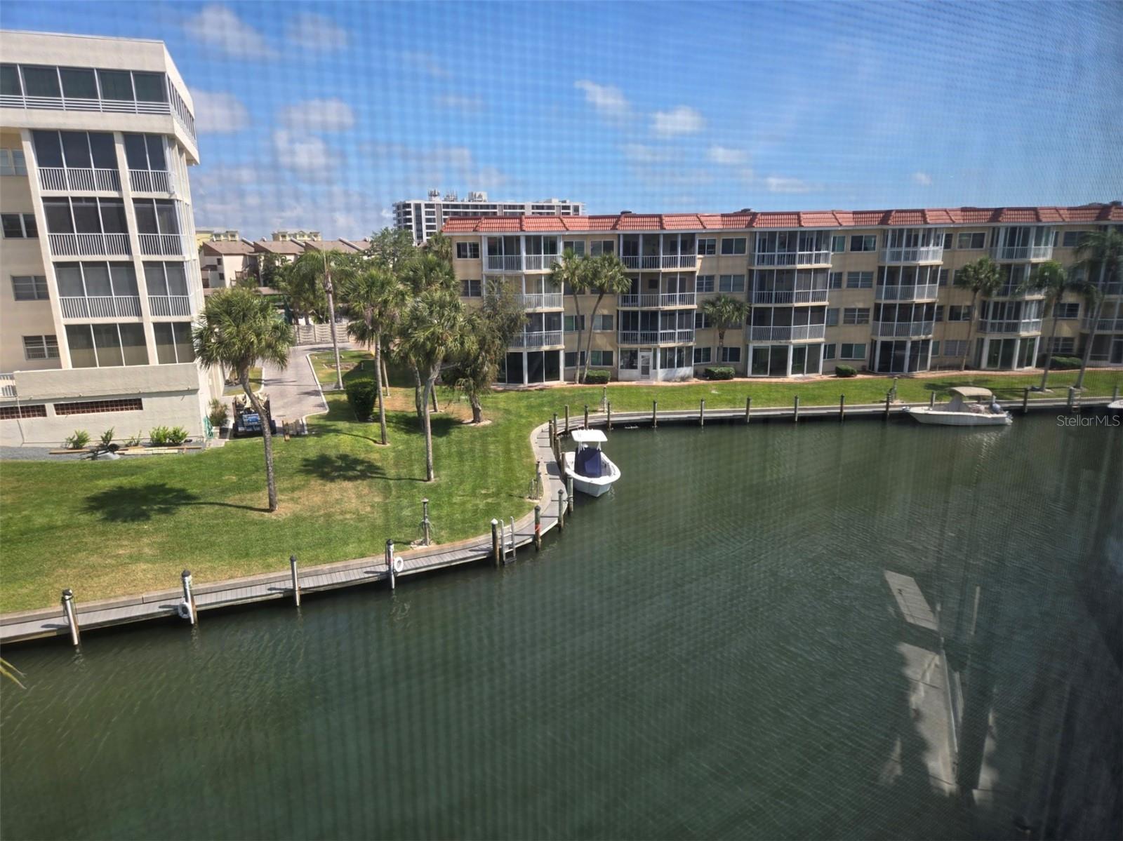 1300 N PORTOFINO DR #406, SARASOTA, FL, 34242