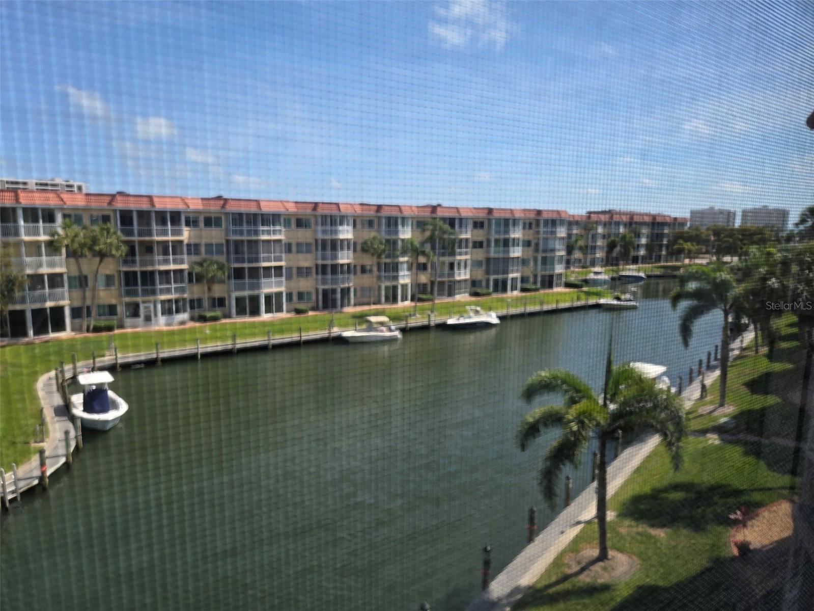 1300 N PORTOFINO DR #406, SARASOTA, FL, 34242