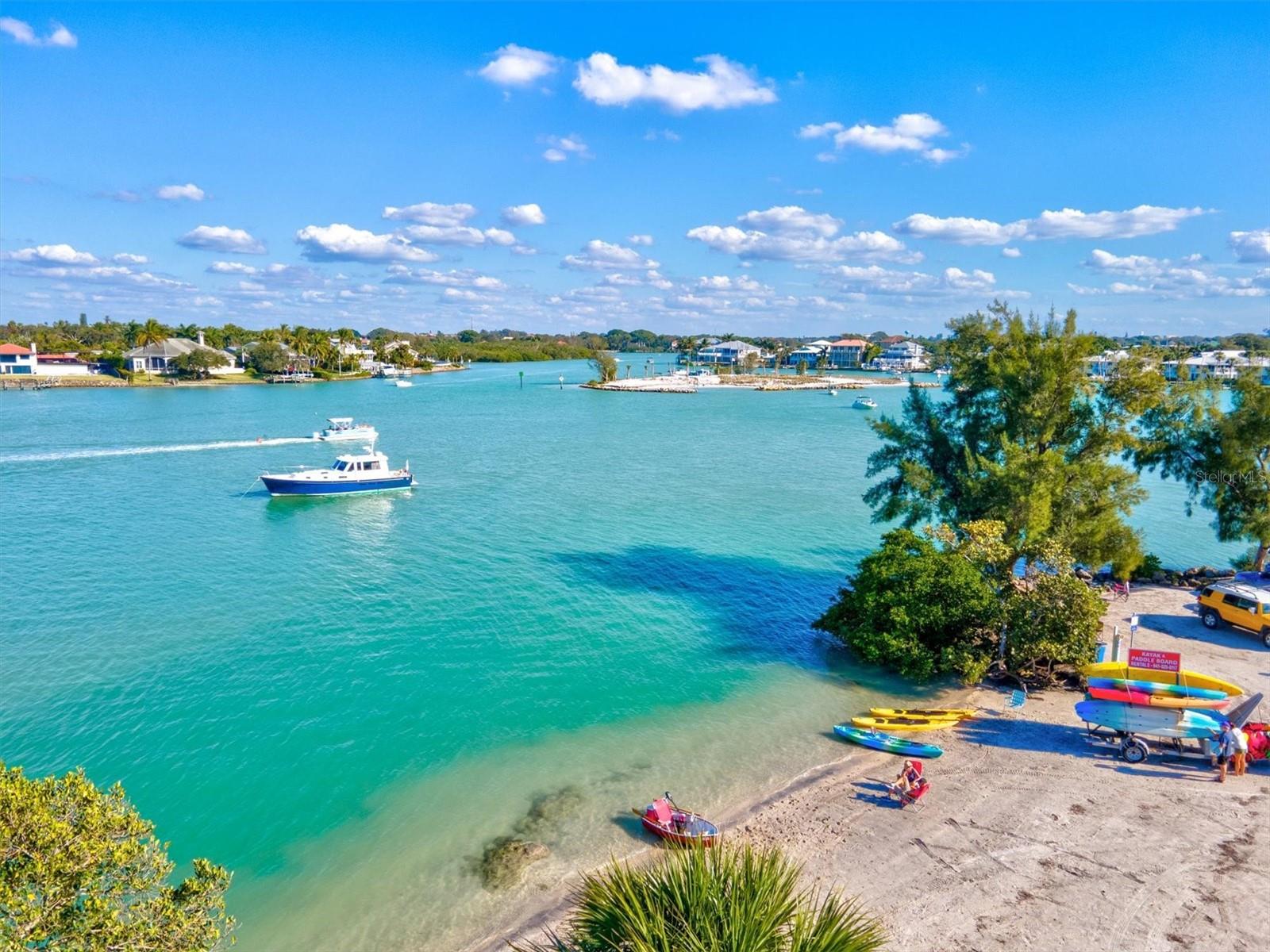 1154 KINGS WAY DR, NOKOMIS, FL, 34275