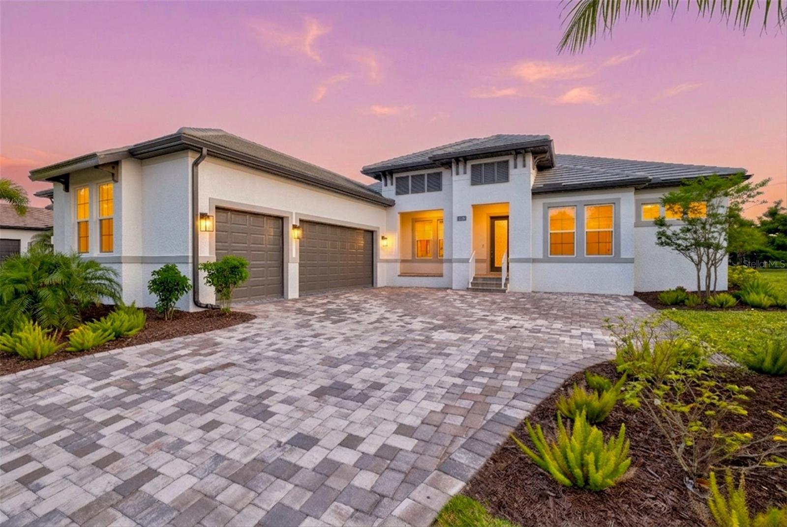 1154 KINGS WAY DR, NOKOMIS, FL, 34275