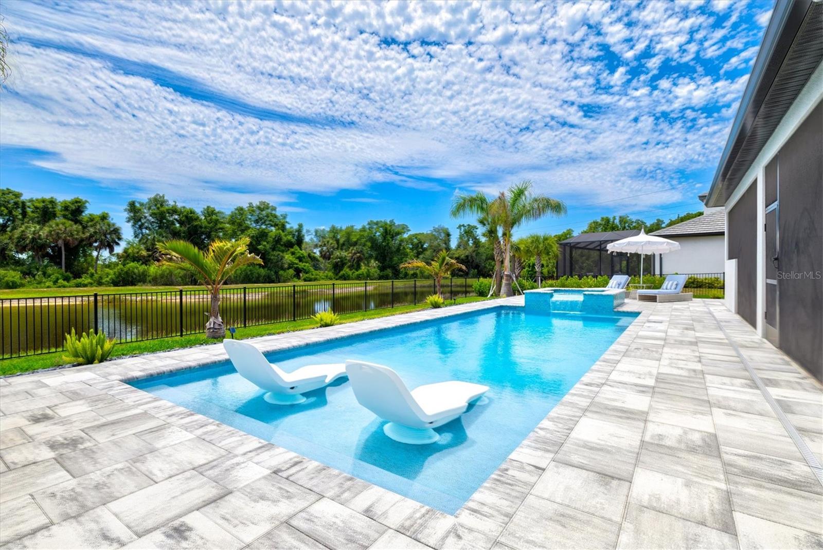 1154 KINGS WAY DR, NOKOMIS, FL, 34275
