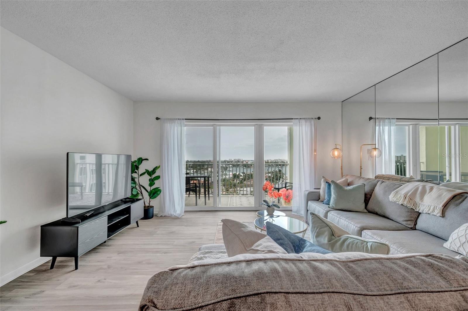 400 64TH AVE #907 W, ST PETE BEACH, FL, 33706