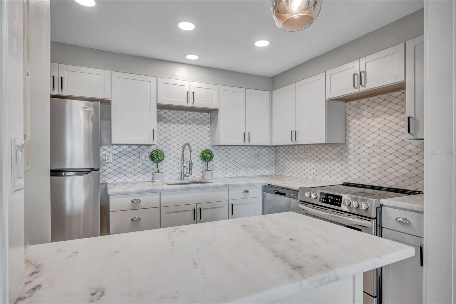 400 64TH AVE #907 W, ST PETE BEACH, FL, 33706