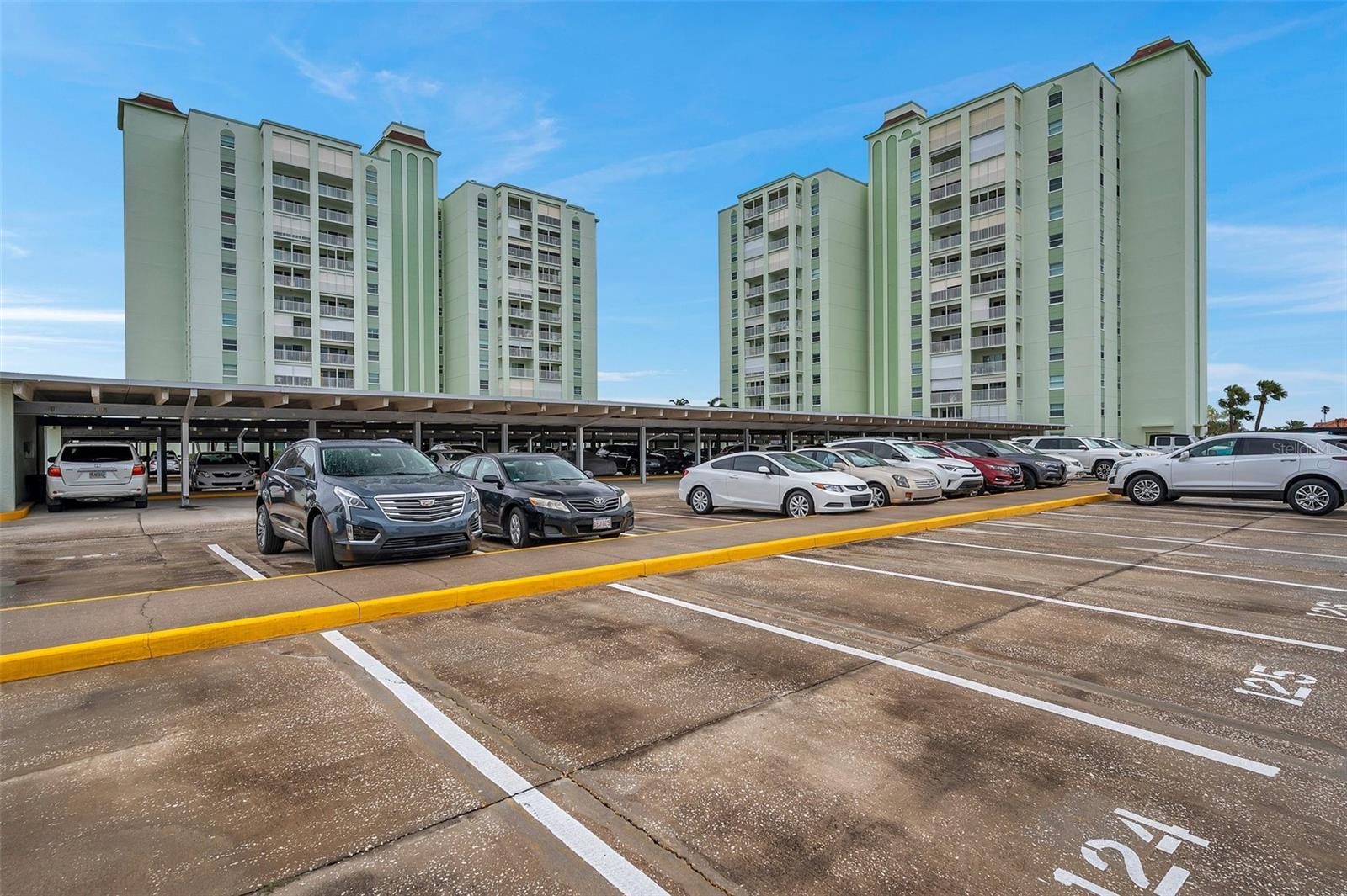 400 64TH AVE #907 W, ST PETE BEACH, FL, 33706