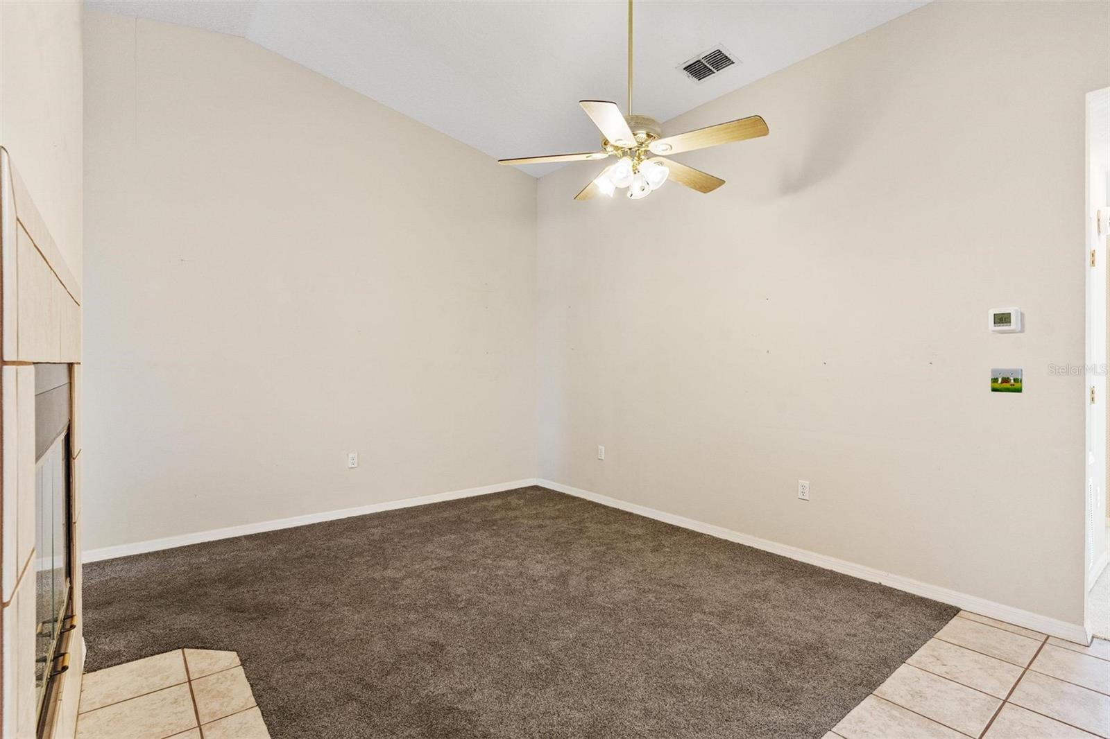 911 BEVERLY HARBORS DR #16, LEESBURG, FL, 34748