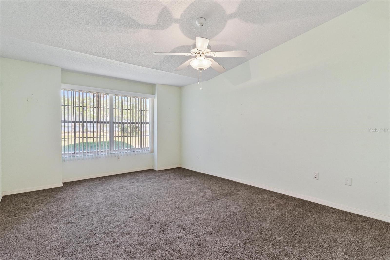 911 BEVERLY HARBORS DR #16, LEESBURG, FL, 34748