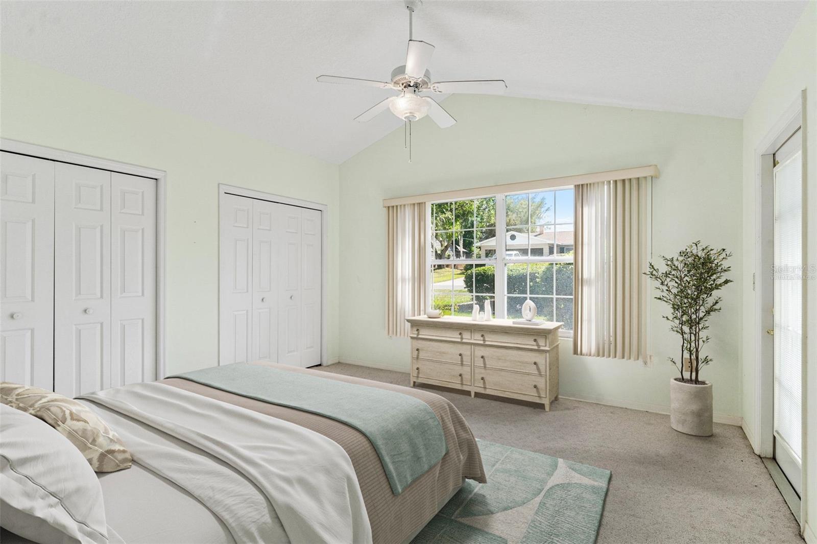 911 BEVERLY HARBORS DR #16, LEESBURG, FL, 34748