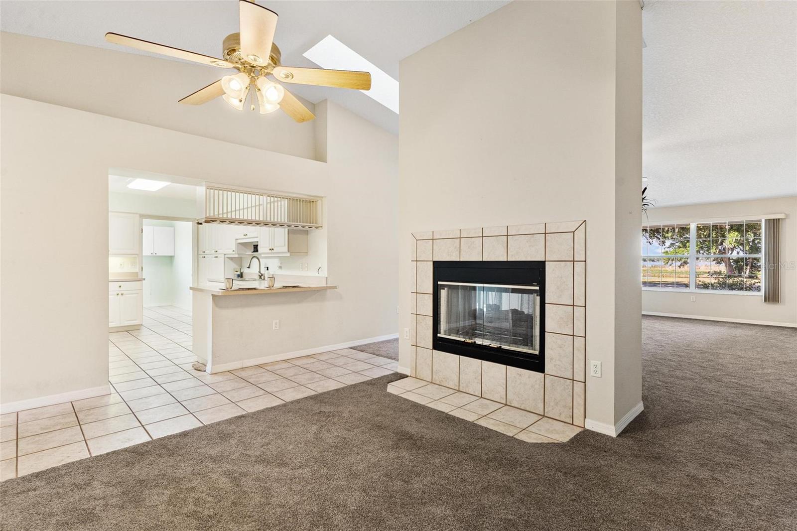 911 BEVERLY HARBORS DR #16, LEESBURG, FL, 34748