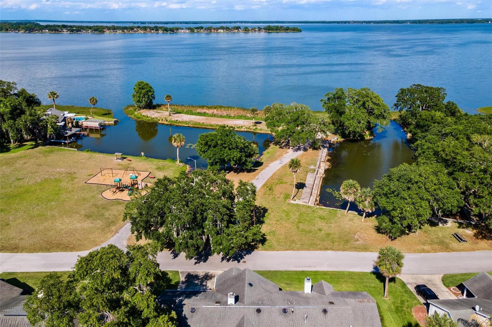 911 BEVERLY HARBORS DR #16, LEESBURG, FL, 34748