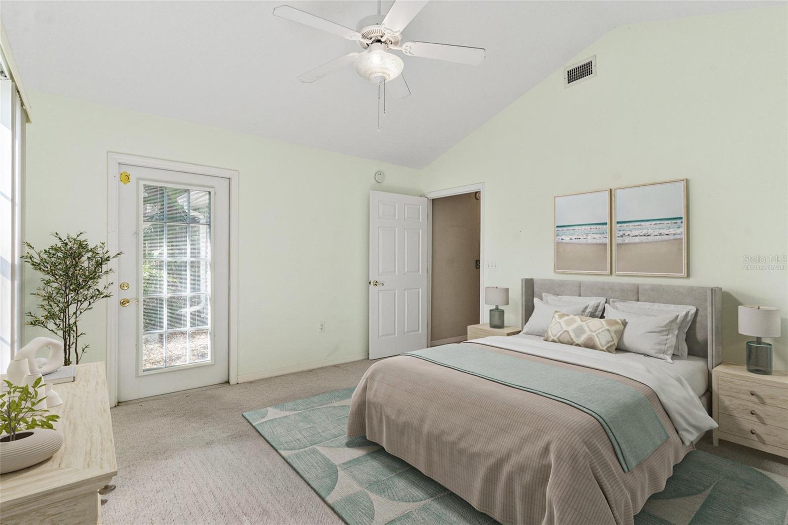 911 BEVERLY HARBORS DR #16, LEESBURG, FL, 34748