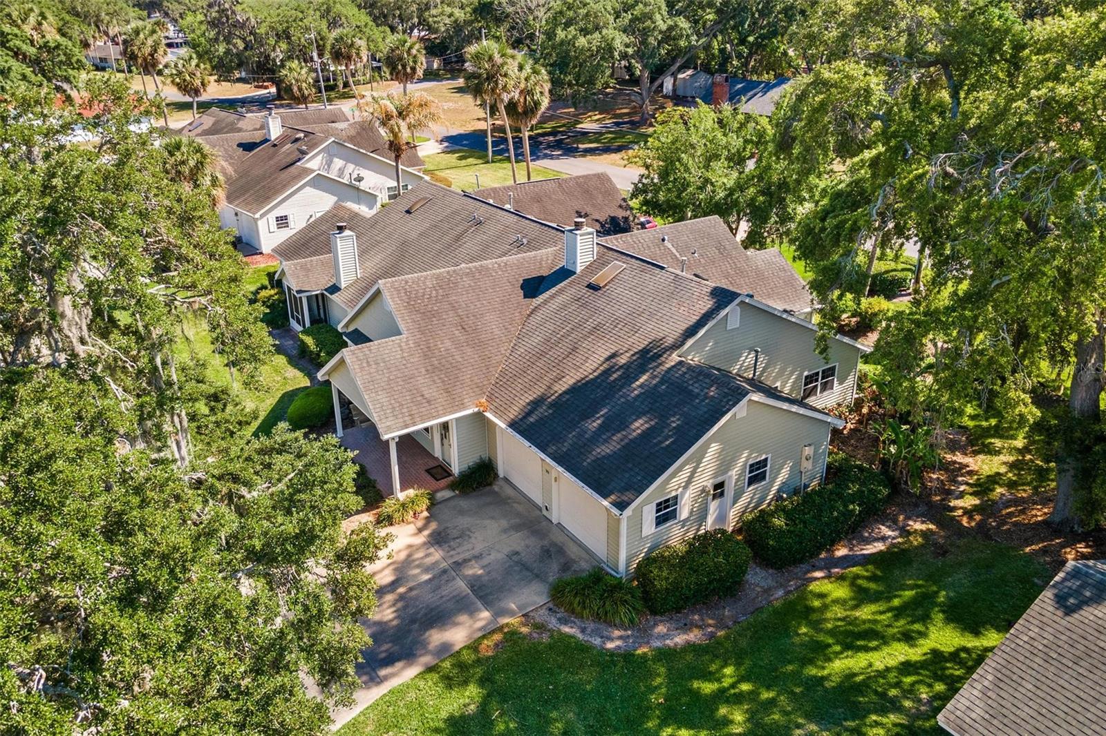 911 BEVERLY HARBORS DR #16, LEESBURG, FL, 34748