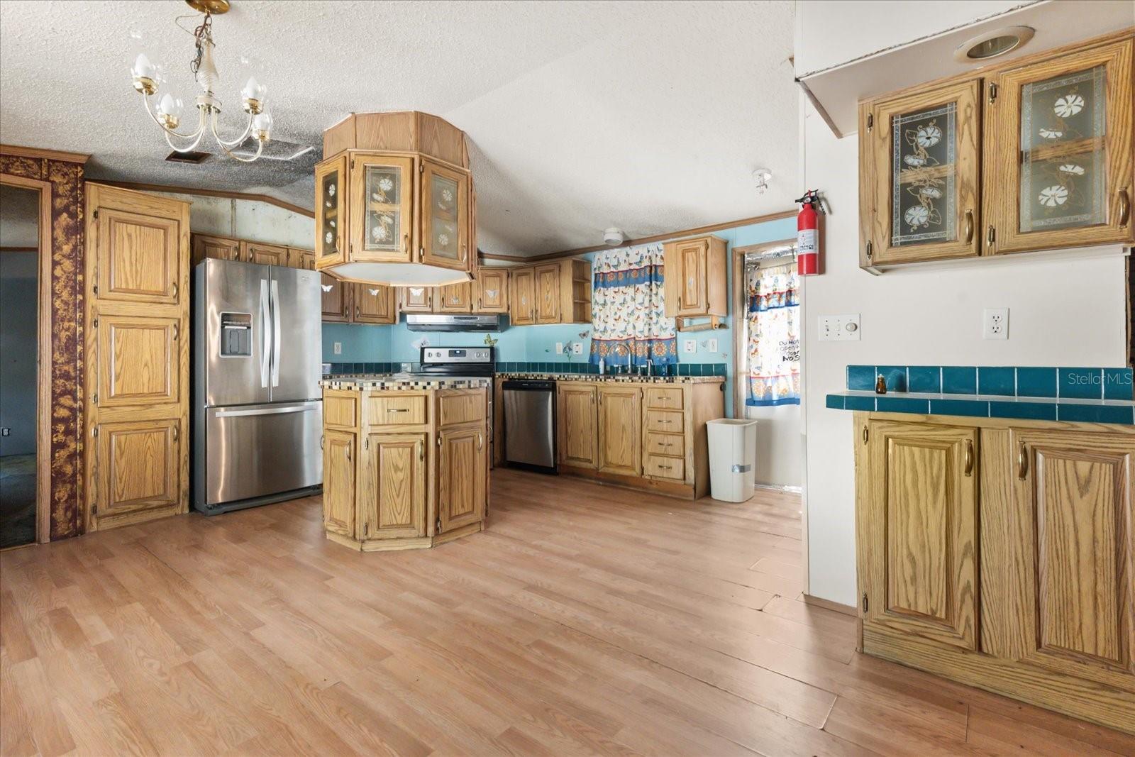 8332 GIBSON OAKS DR, LAKELAND, FL, 33809