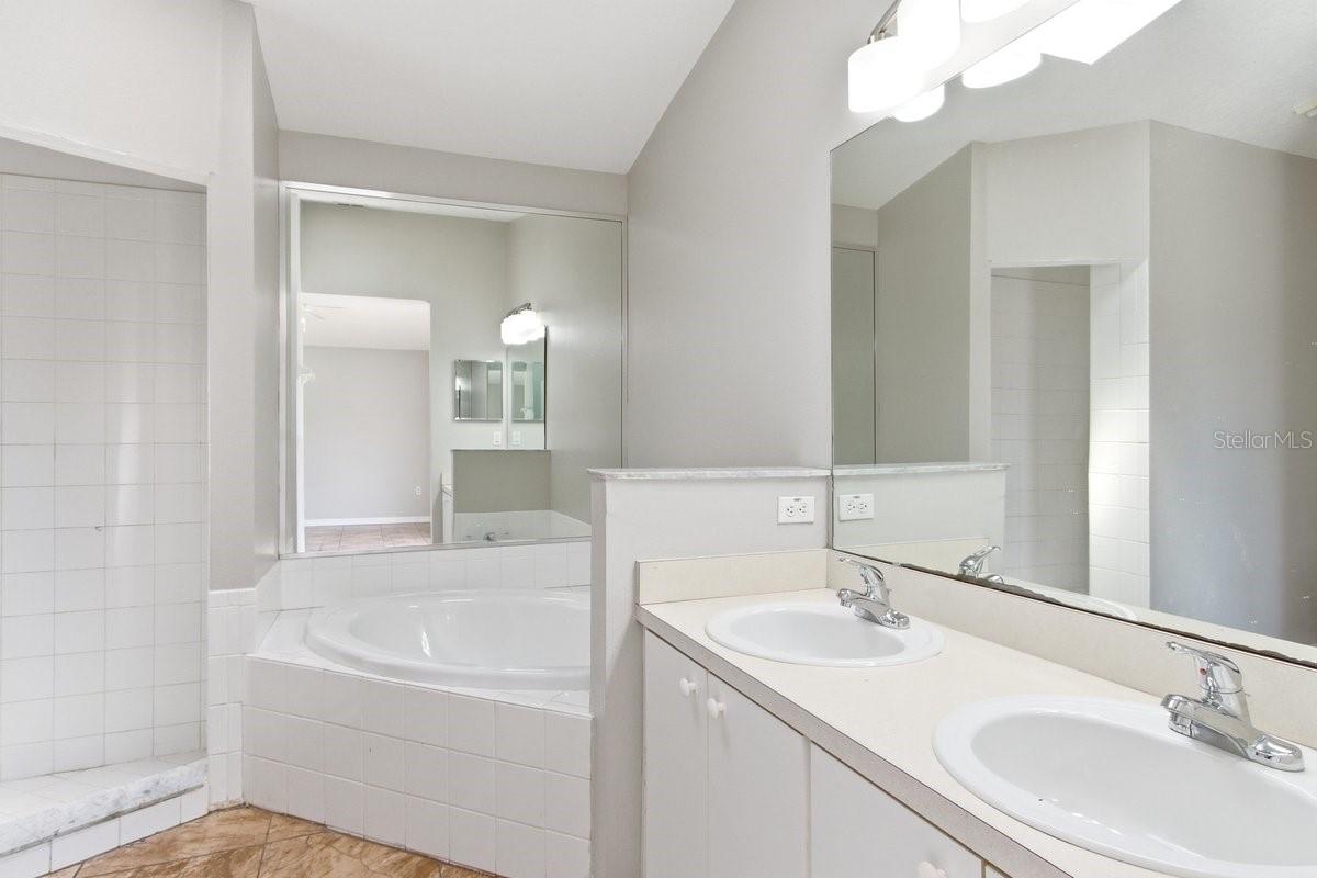 1537 RIDGE POINTE DR, ORLANDO, FL, 32808