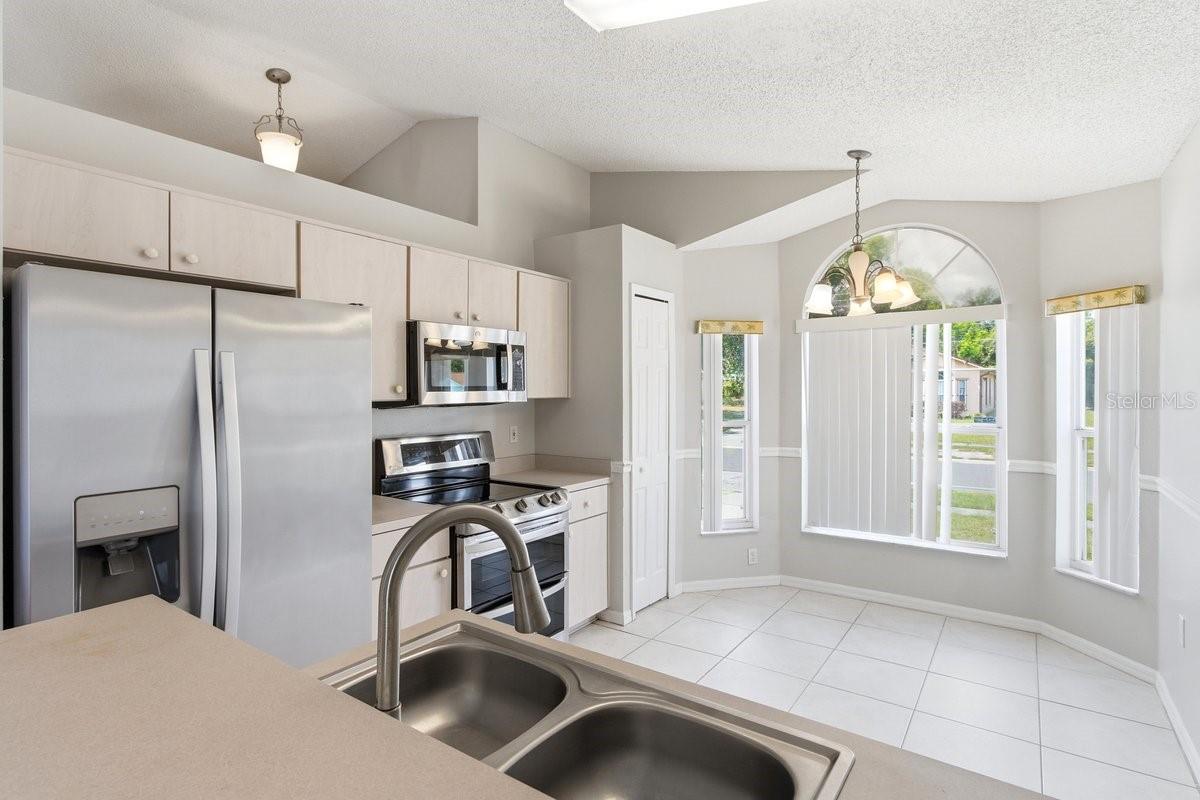 1537 RIDGE POINTE DR, ORLANDO, FL, 32808