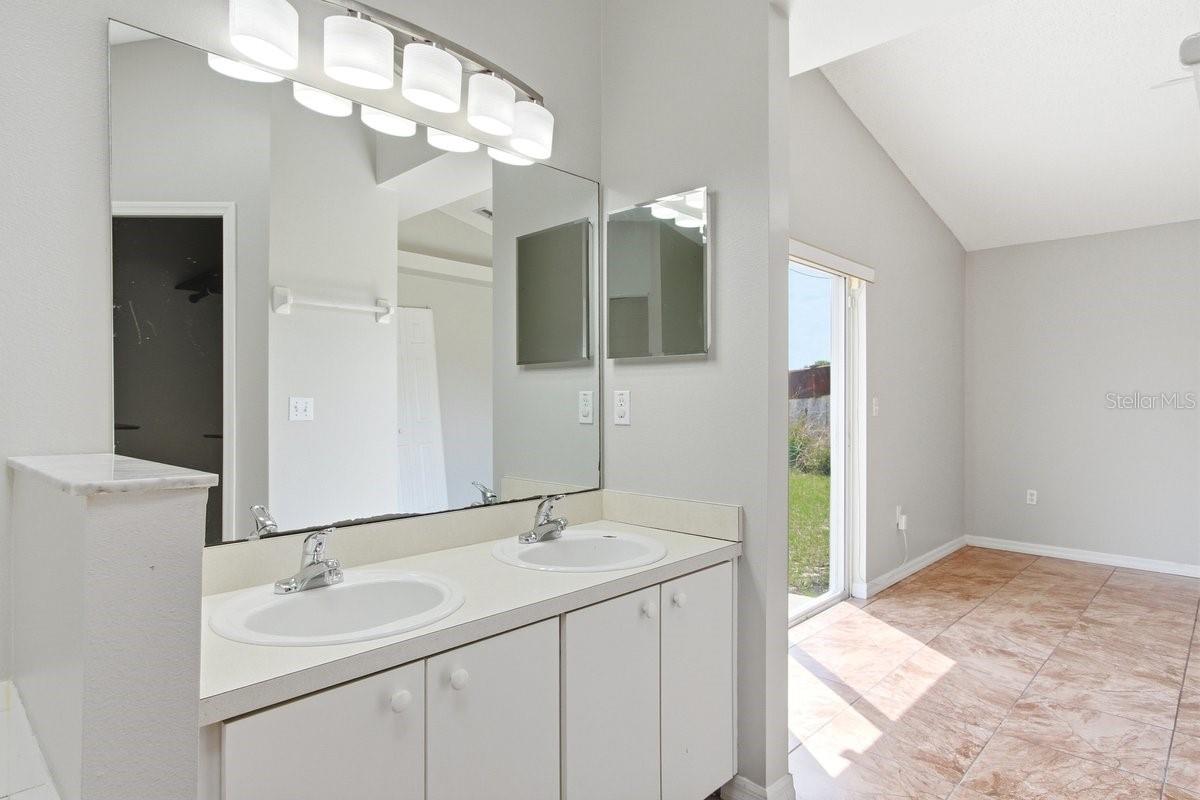 1537 RIDGE POINTE DR, ORLANDO, FL, 32808