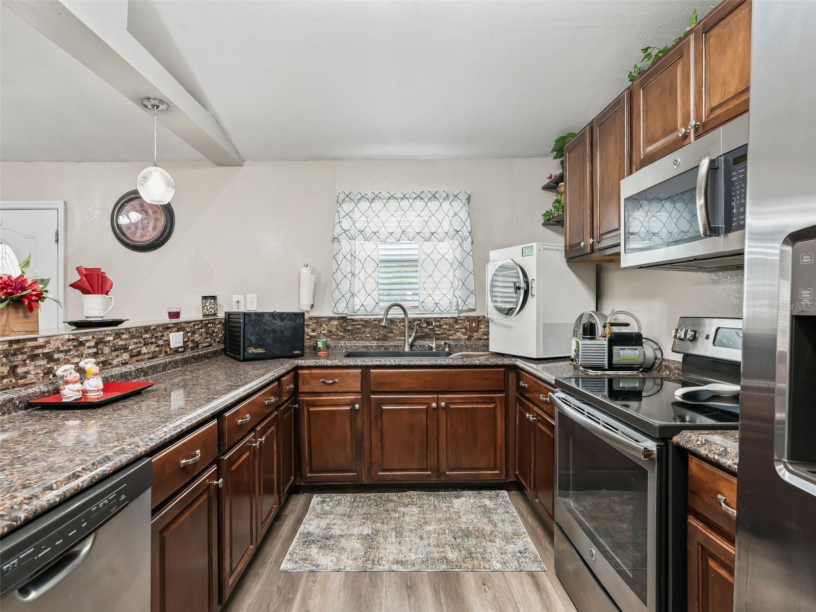 7157 KNOXVILLE DR, WEBSTER, FL, 33597