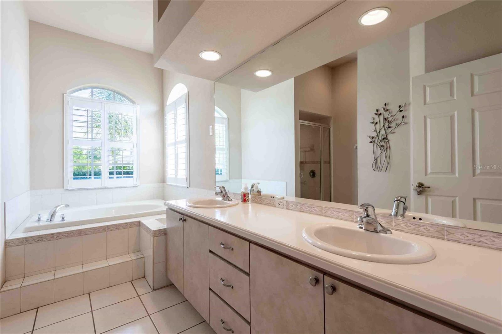 7425 MELOGOLD CIR, LAND O LAKES, FL, 34637