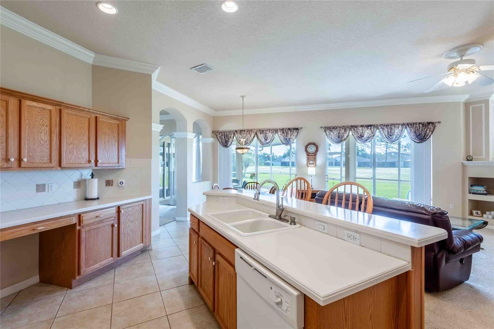 7425 MELOGOLD CIR, LAND O LAKES, FL, 34637