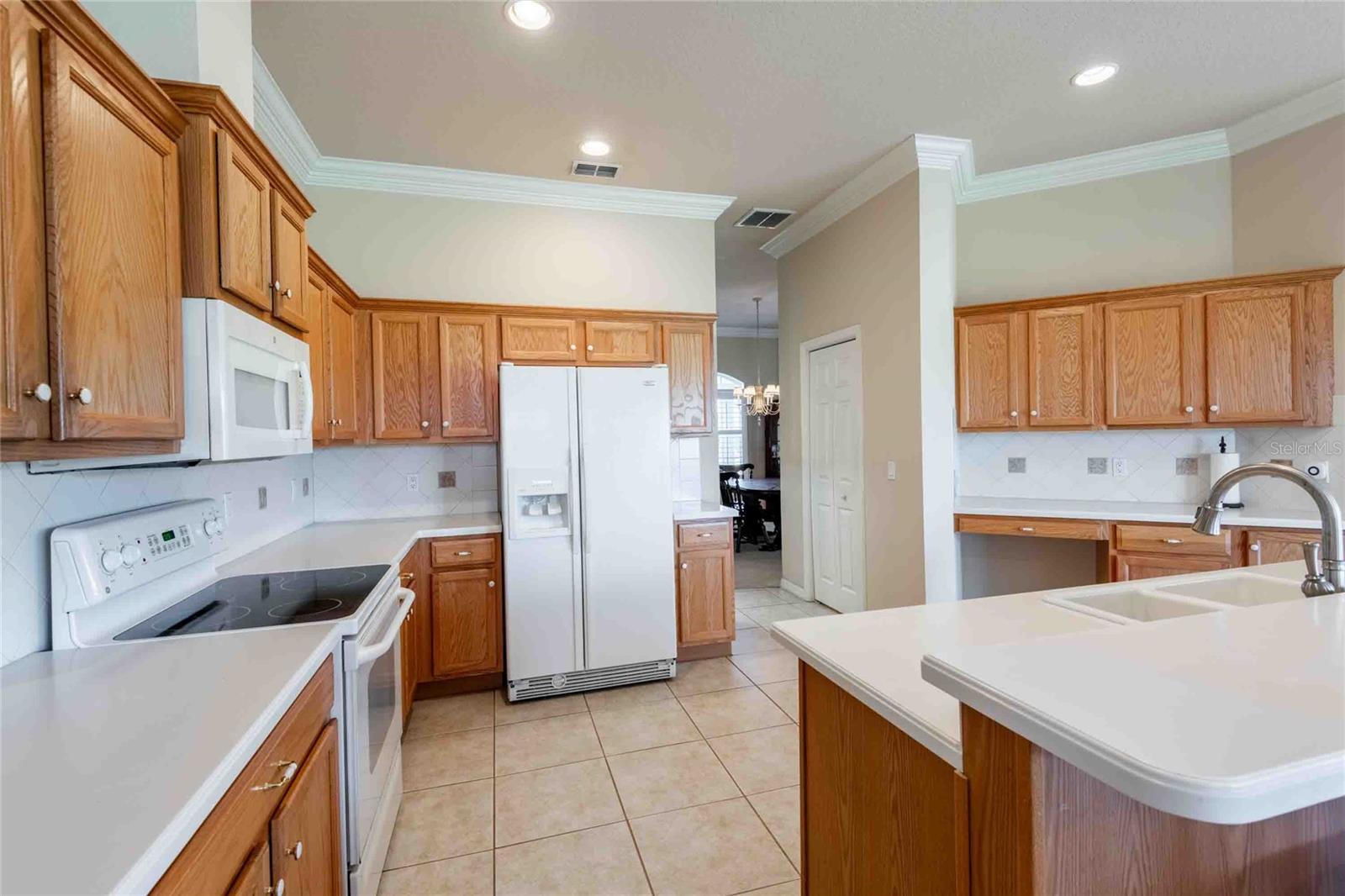 7425 MELOGOLD CIR, LAND O LAKES, FL, 34637