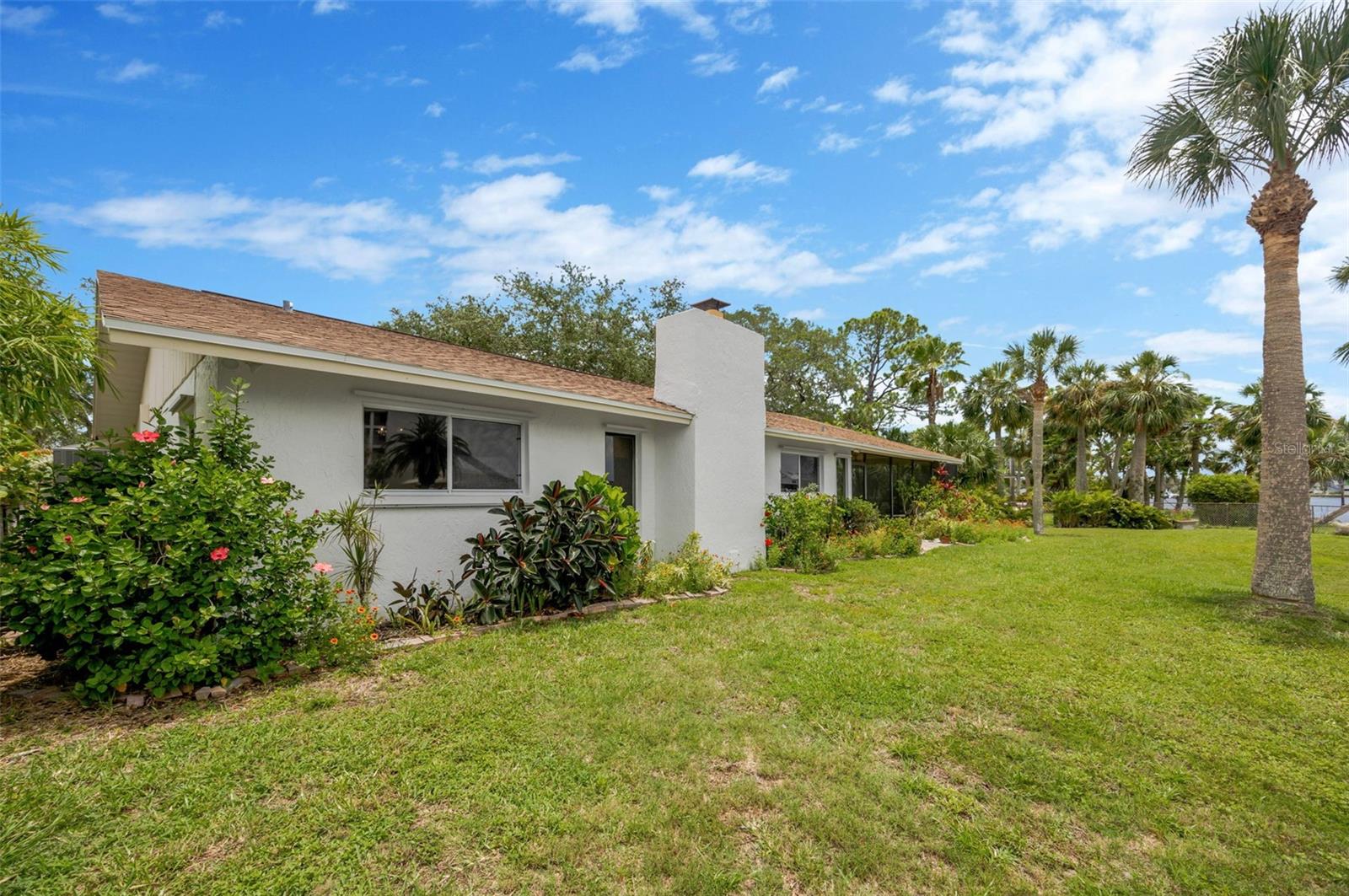 8143 CHANNEL DR, PORT RICHEY, FL, 34668