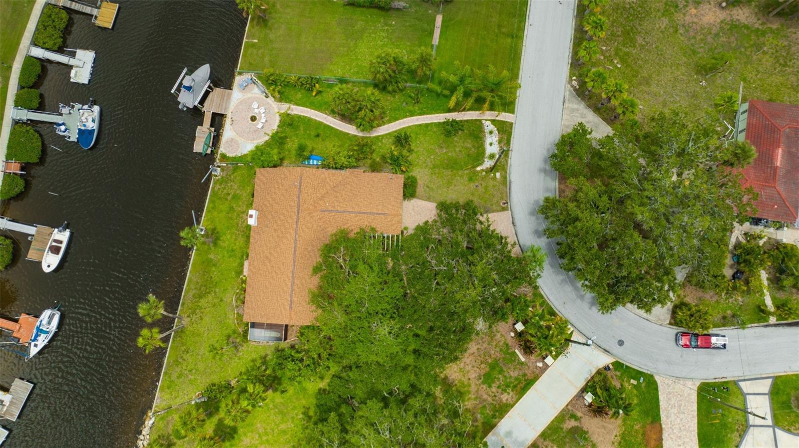 8143 CHANNEL DR, PORT RICHEY, FL, 34668