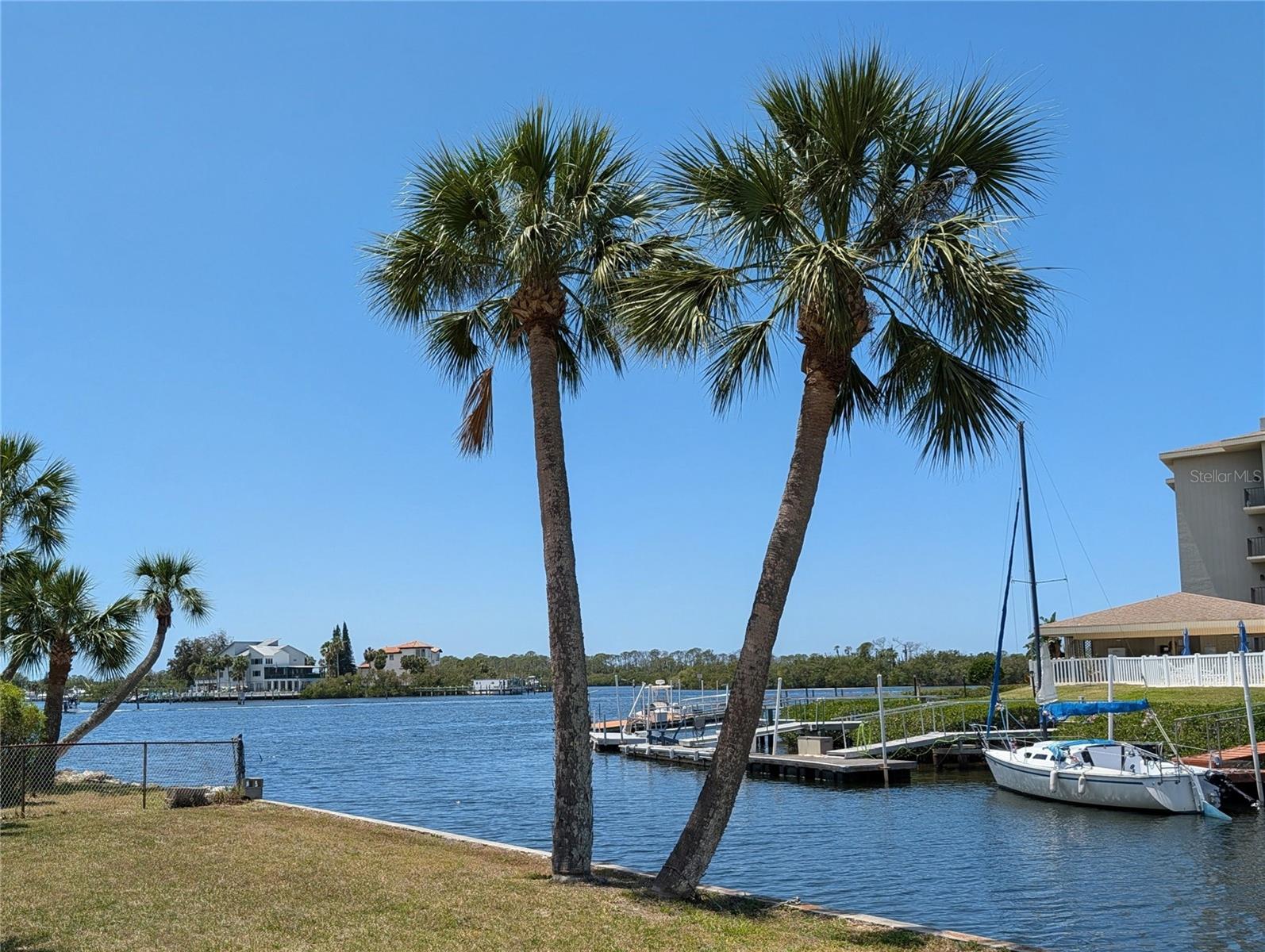 8143 CHANNEL DR, PORT RICHEY, FL, 34668
