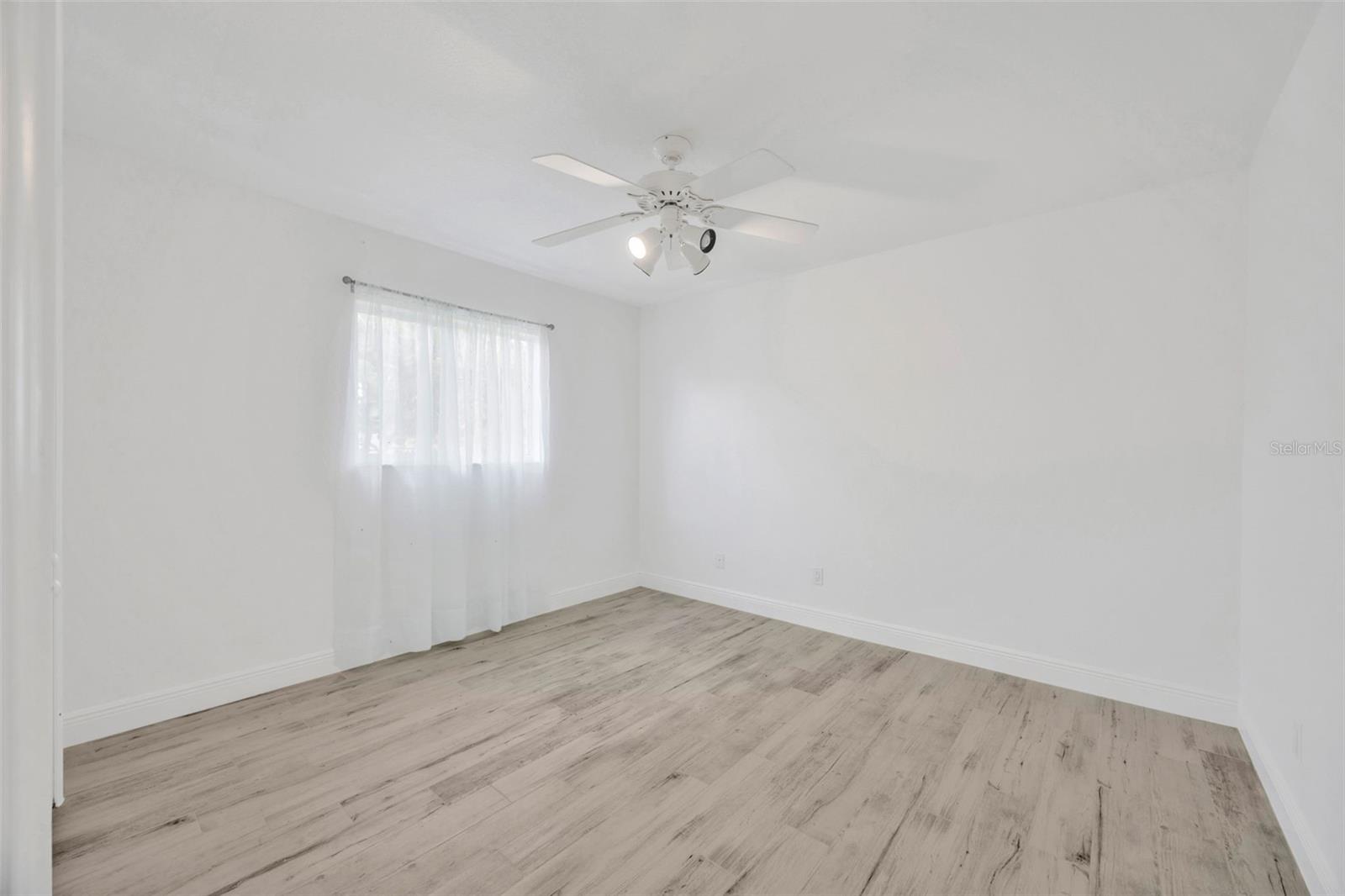 8143 CHANNEL DR, PORT RICHEY, FL, 34668
