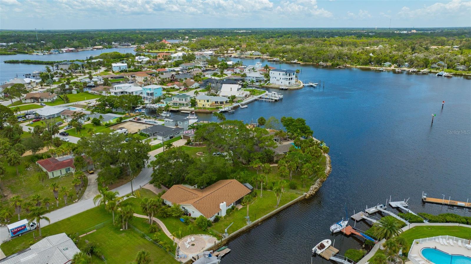 8143 CHANNEL DR, PORT RICHEY, FL, 34668