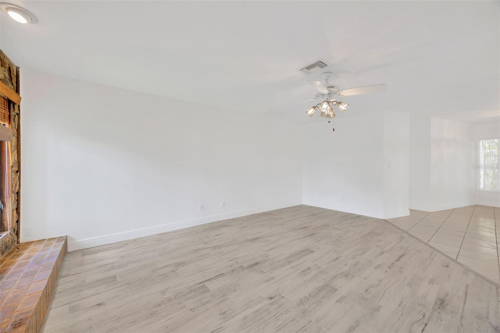 8143 CHANNEL DR, PORT RICHEY, FL, 34668
