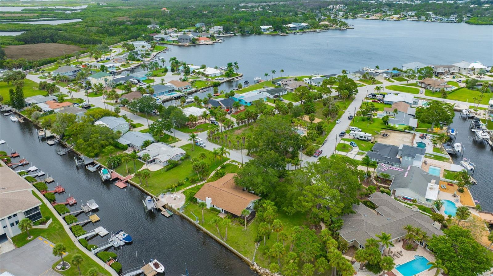 8143 CHANNEL DR, PORT RICHEY, FL, 34668