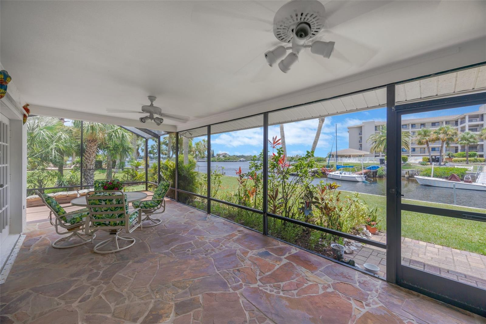 8143 CHANNEL DR, PORT RICHEY, FL, 34668