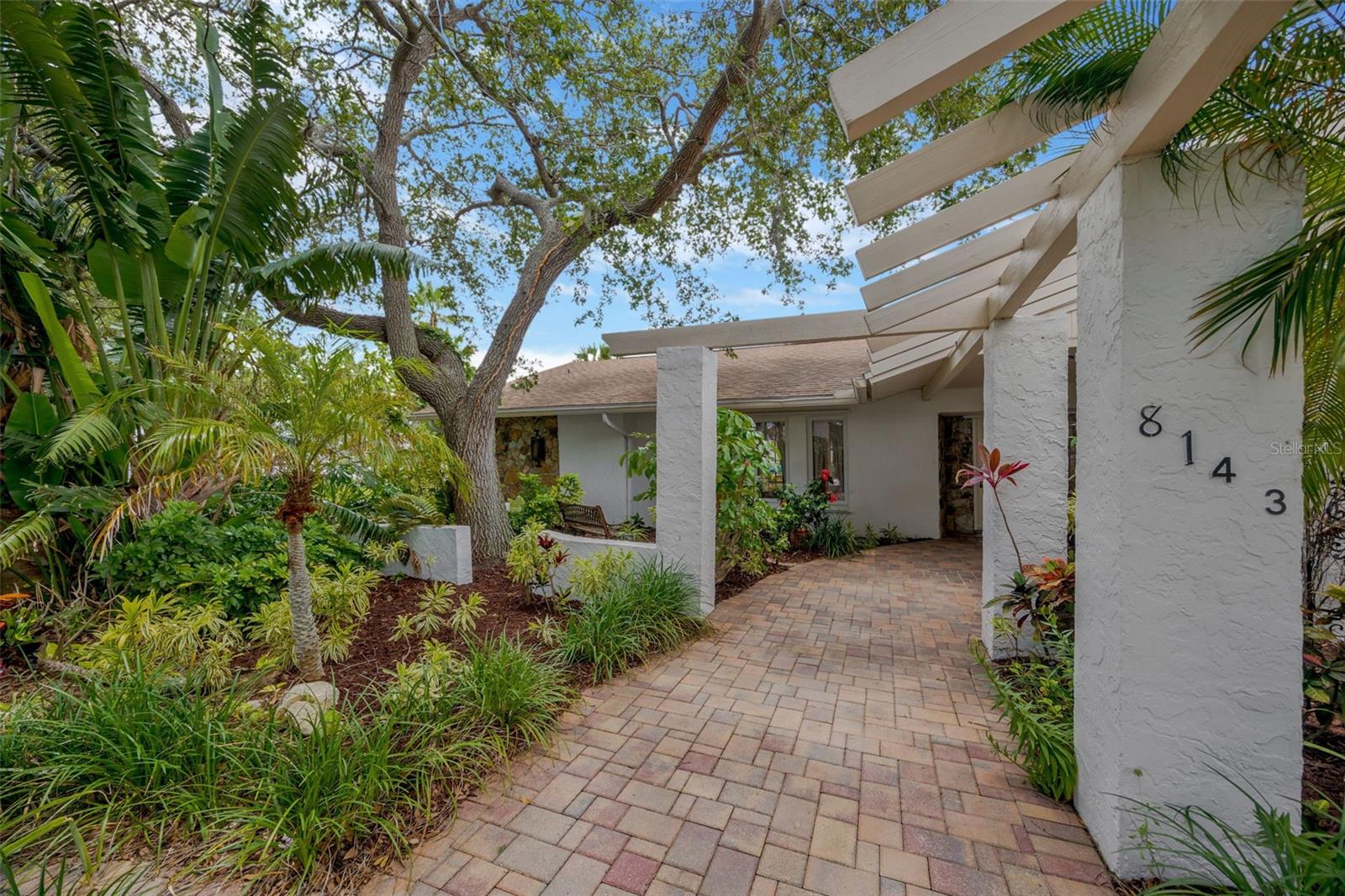 8143 CHANNEL DR, PORT RICHEY, FL, 34668