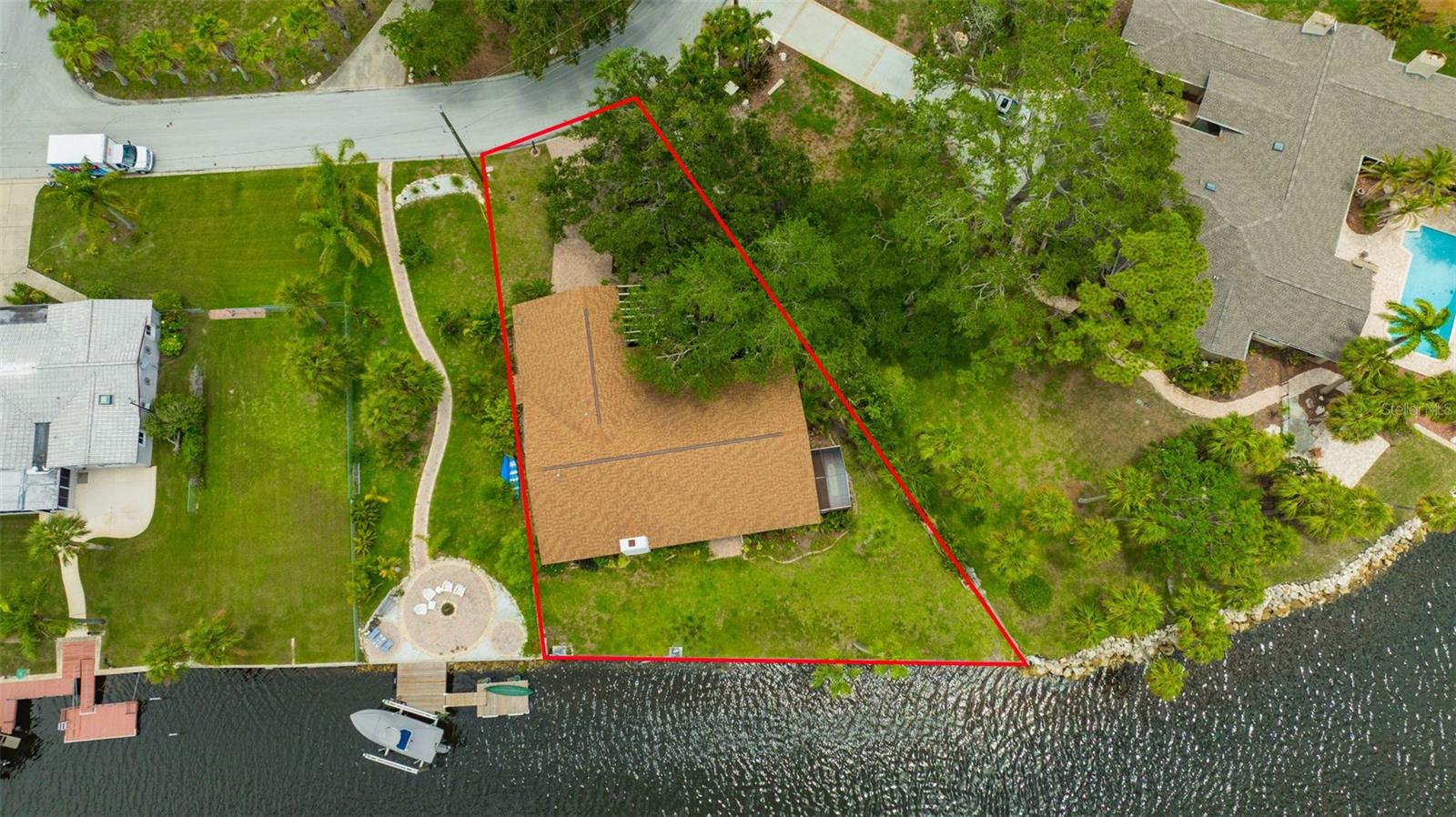 8143 CHANNEL DR, PORT RICHEY, FL, 34668