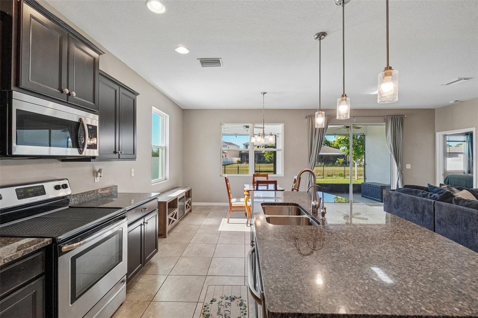 10613 SCENIC HOLLOW DR, RIVERVIEW, FL, 33578
