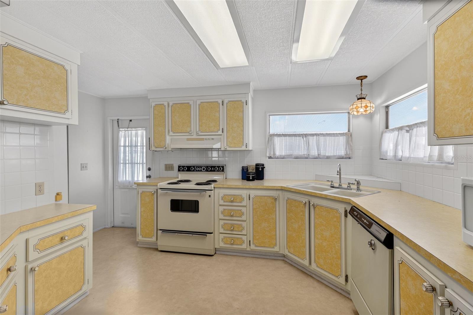322 ROBALO, NORTH PORT, FL, 34287