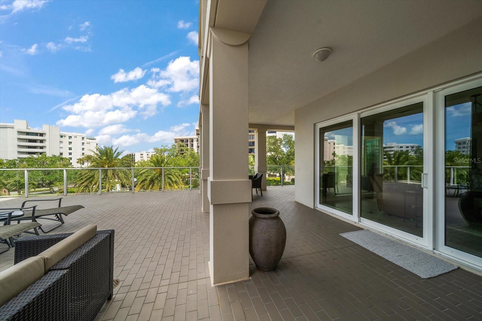 145 BELLEVIEW BLVD #201, BELLEAIR, FL, 33756
