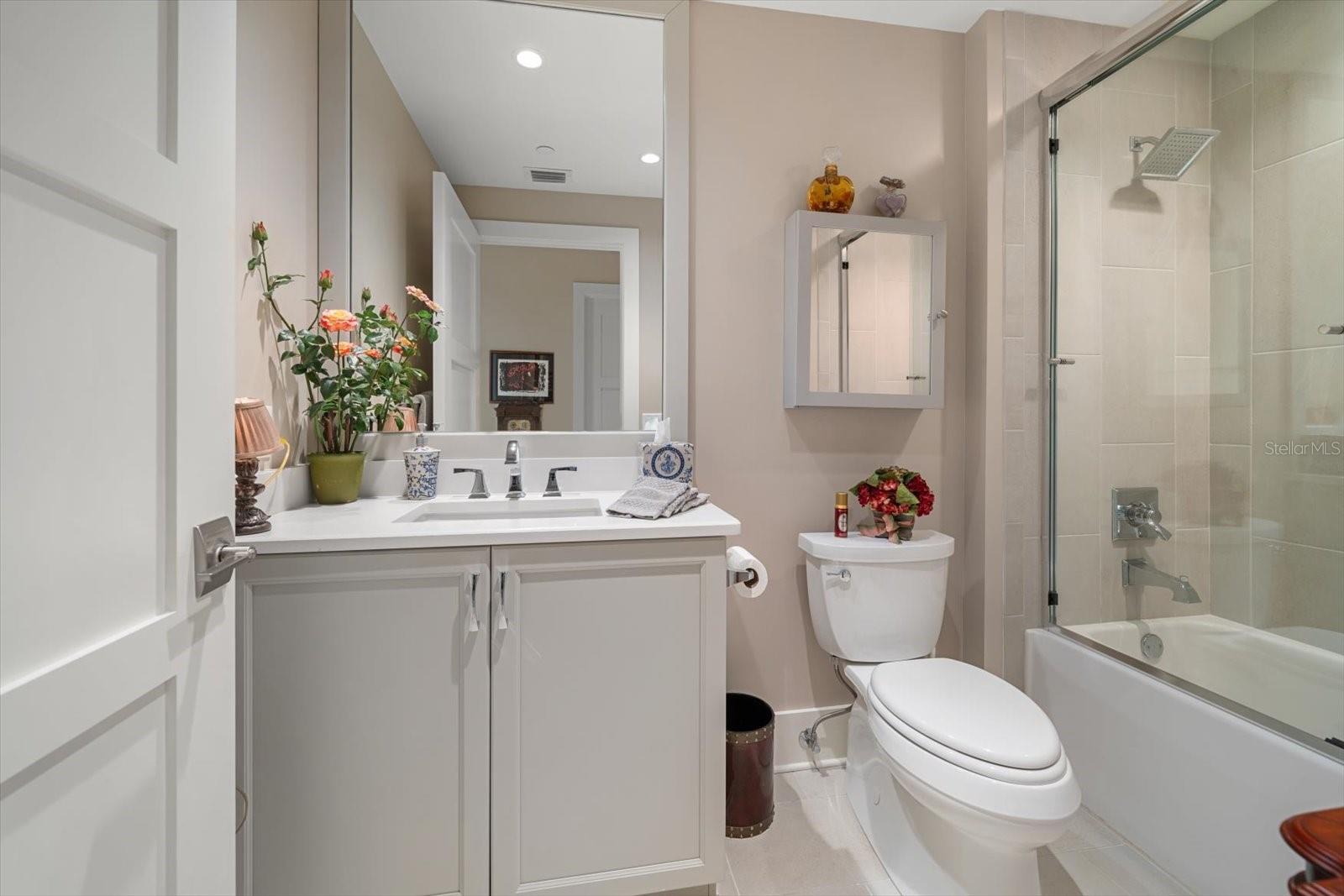 145 BELLEVIEW BLVD #201, BELLEAIR, FL, 33756