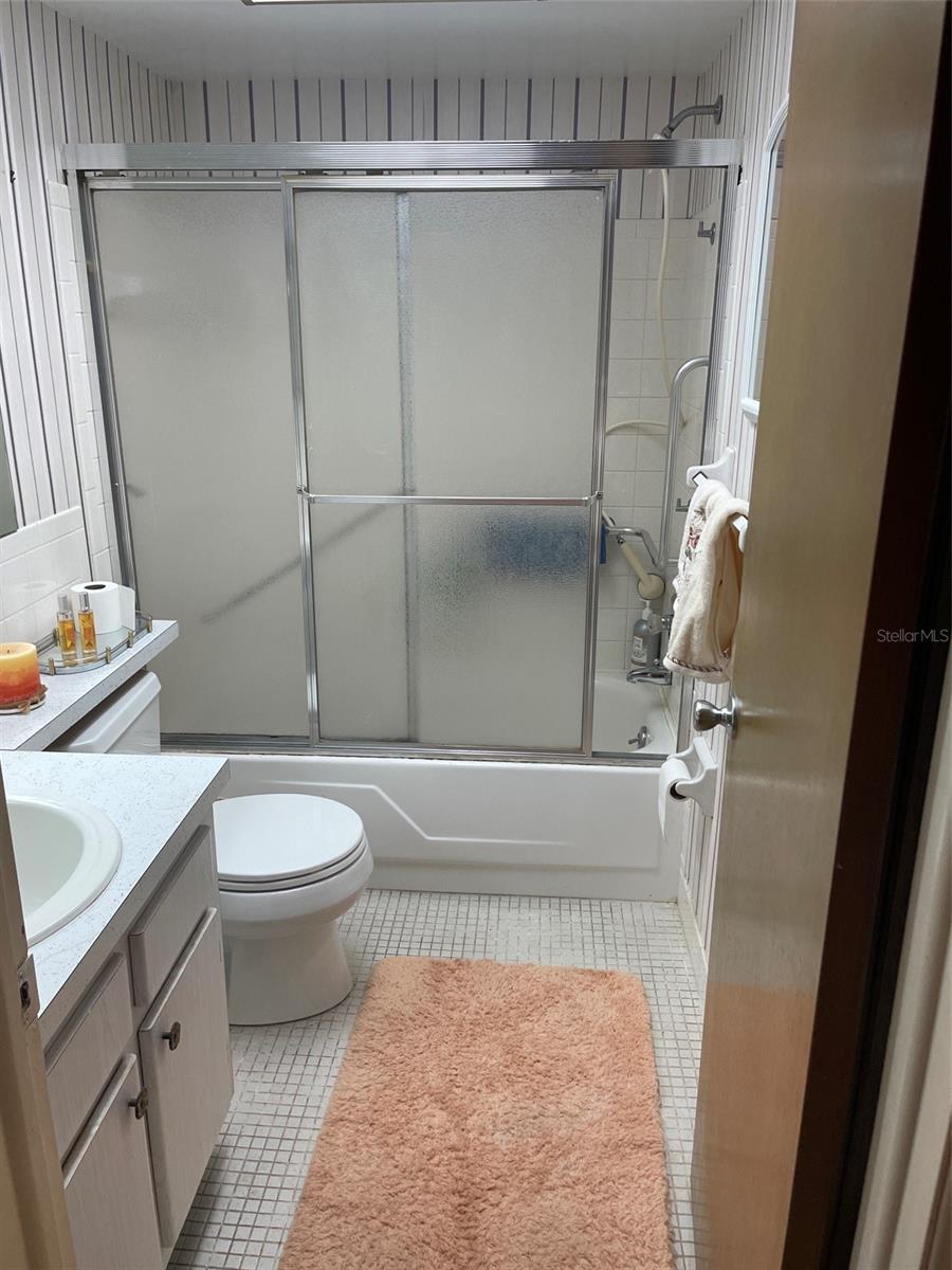 5880 38TH AVE N #308, ST PETERSBURG, FL, 33710