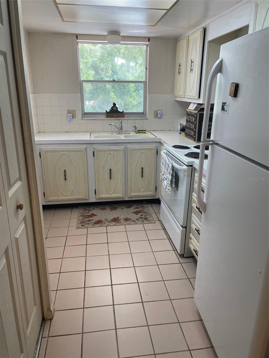 5880 38TH AVE N #308, ST PETERSBURG, FL, 33710