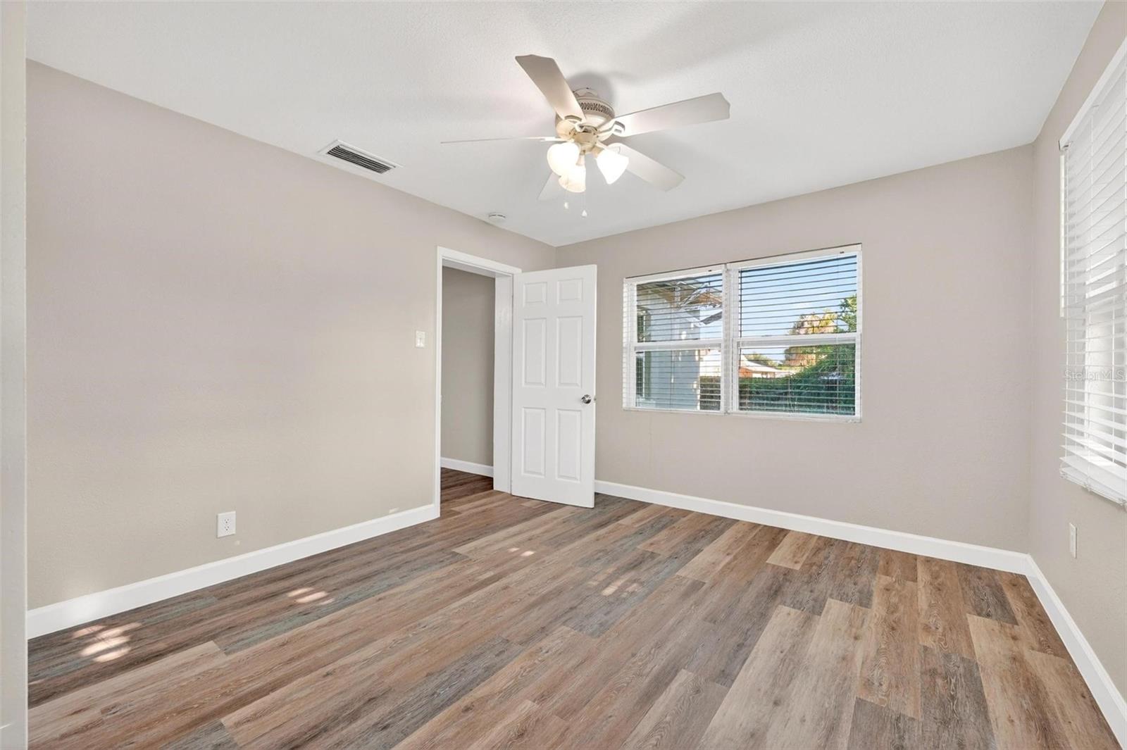 34125 S HAINES CREEK RD, LEESBURG, FL, 34788