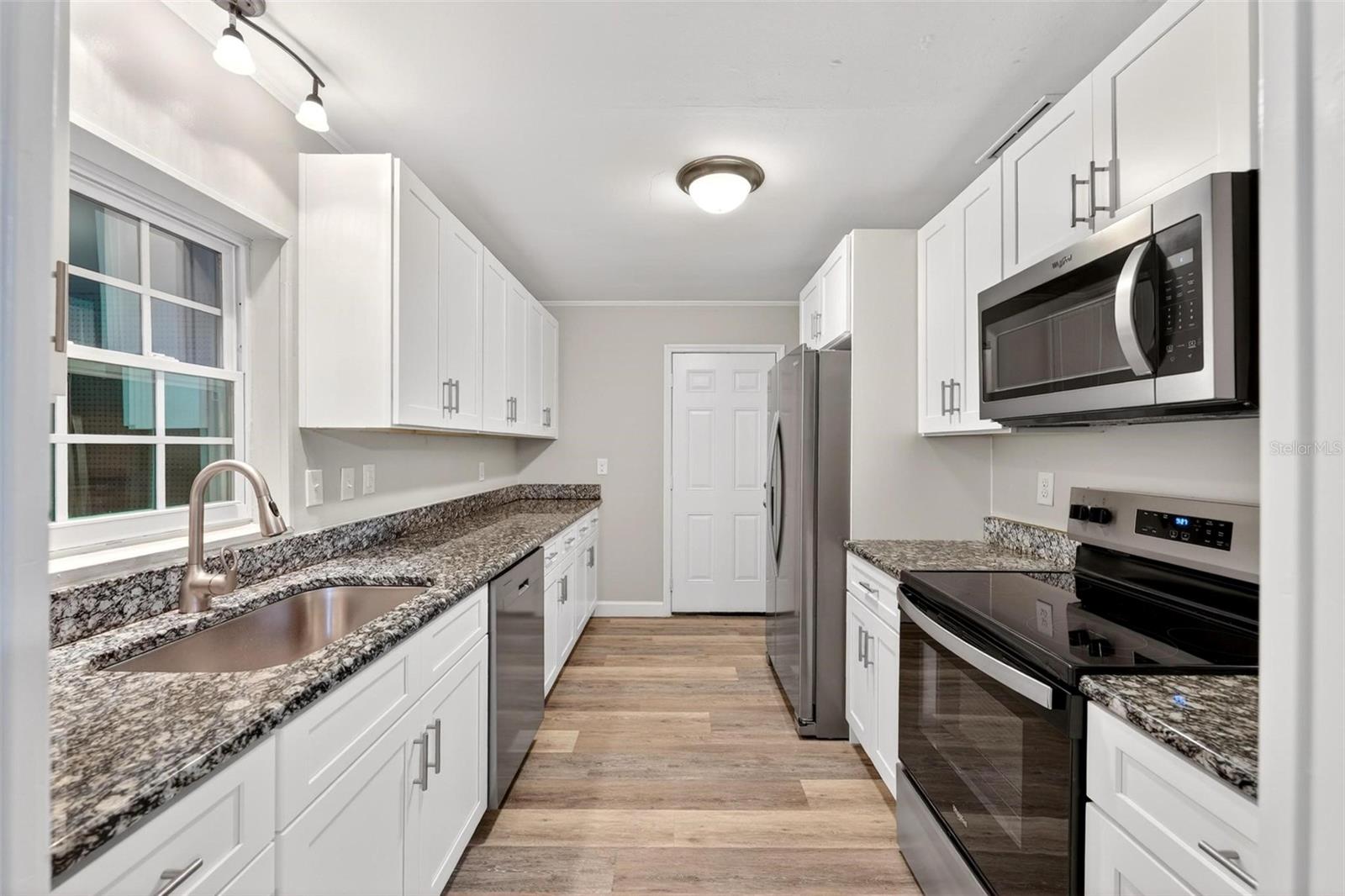 34125 S HAINES CREEK RD, LEESBURG, FL, 34788