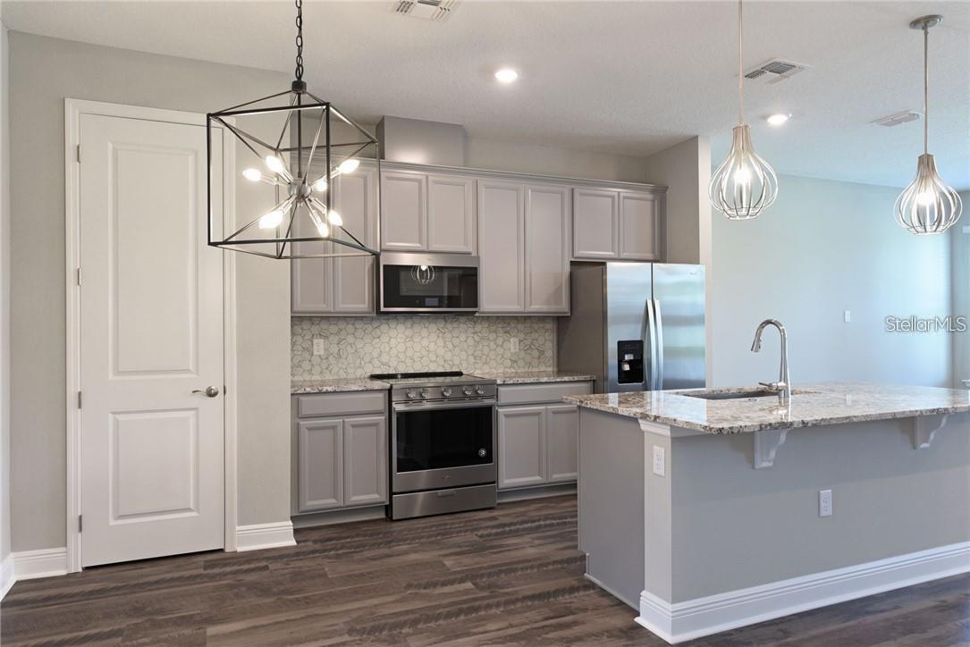 7055 CARRICKBEND LN, ORLANDO, FL, 32819
