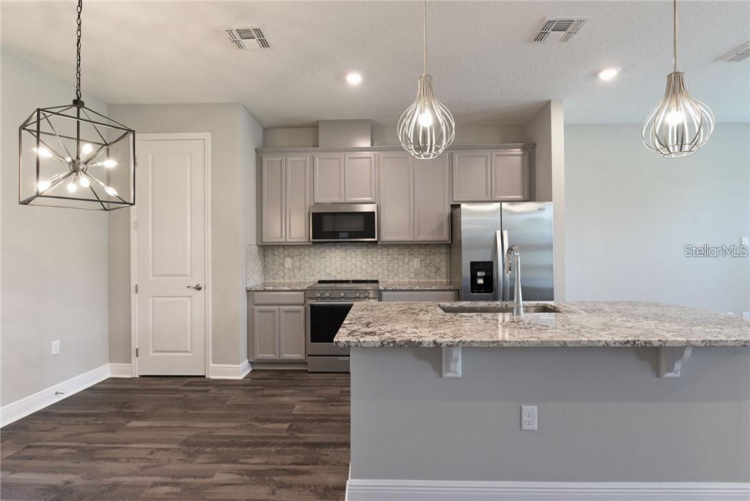 7055 CARRICKBEND LN, ORLANDO, FL, 32819