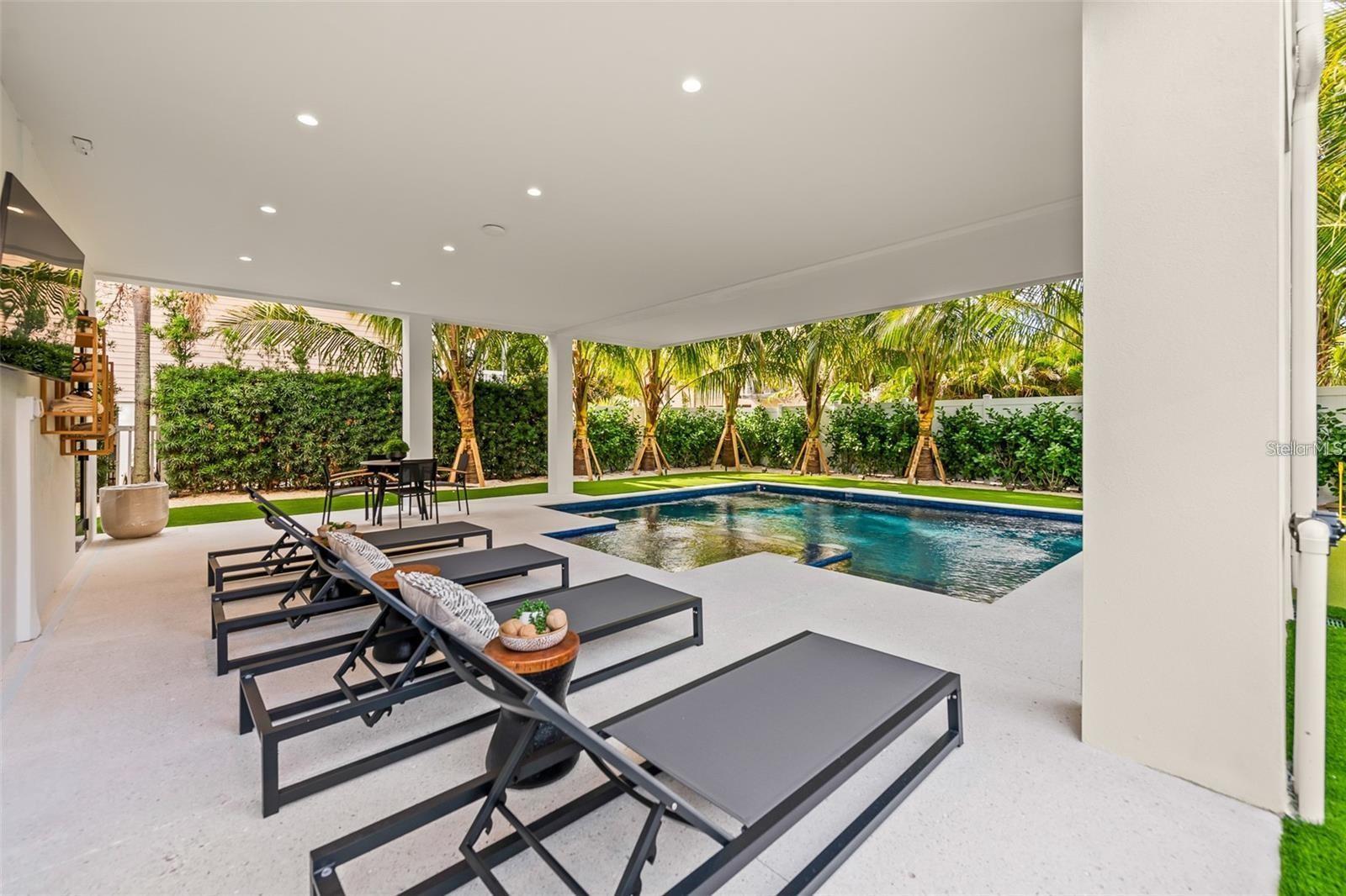 112 MAPLE AVE, ANNA MARIA, FL, 34216