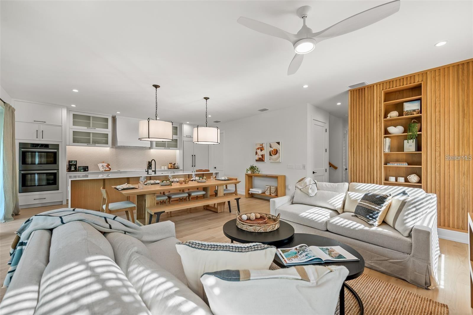 112 MAPLE AVE, ANNA MARIA, FL, 34216