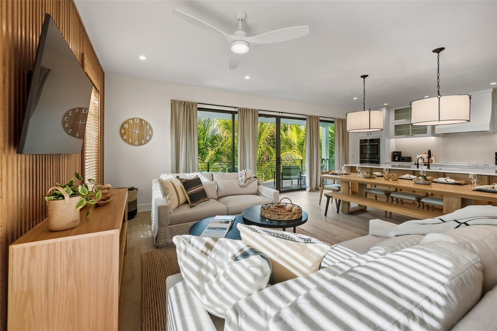 112 MAPLE AVE, ANNA MARIA, FL, 34216